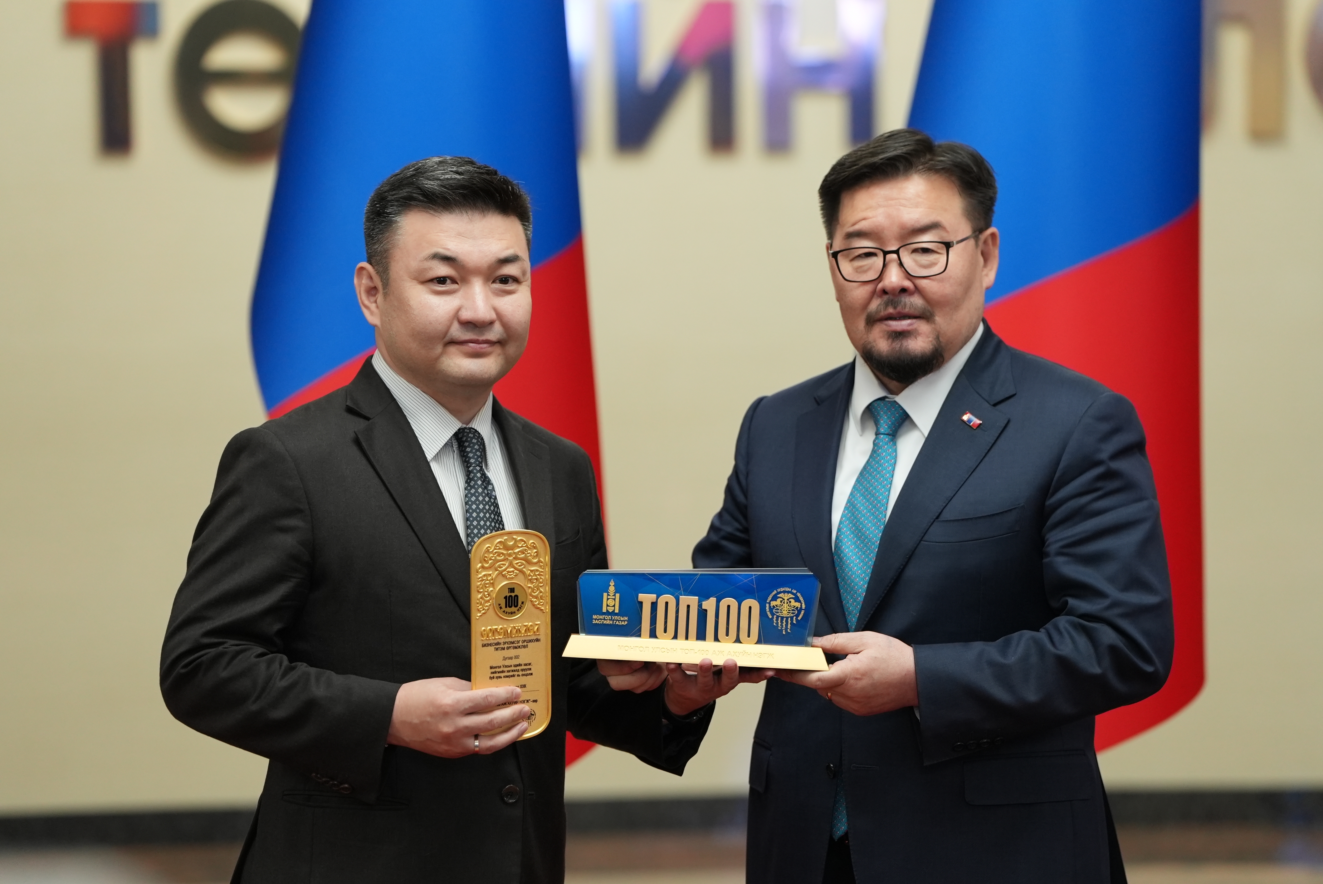 ЭНЕРЖИ РЕСУРС ХХК 2024 оны ТОП 100 ААН-ийн жагсаалтын ТОП 2-т бичигдлээ